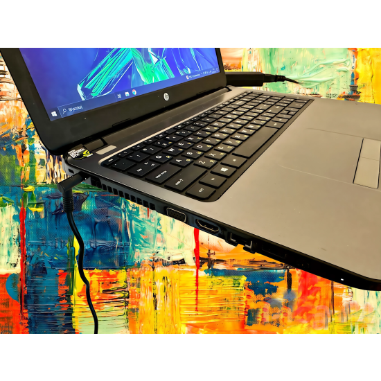 Laptop HP G3 Cztero A4 SSD Radeon Ram-8GB LED-15,6 Win10 Notebook